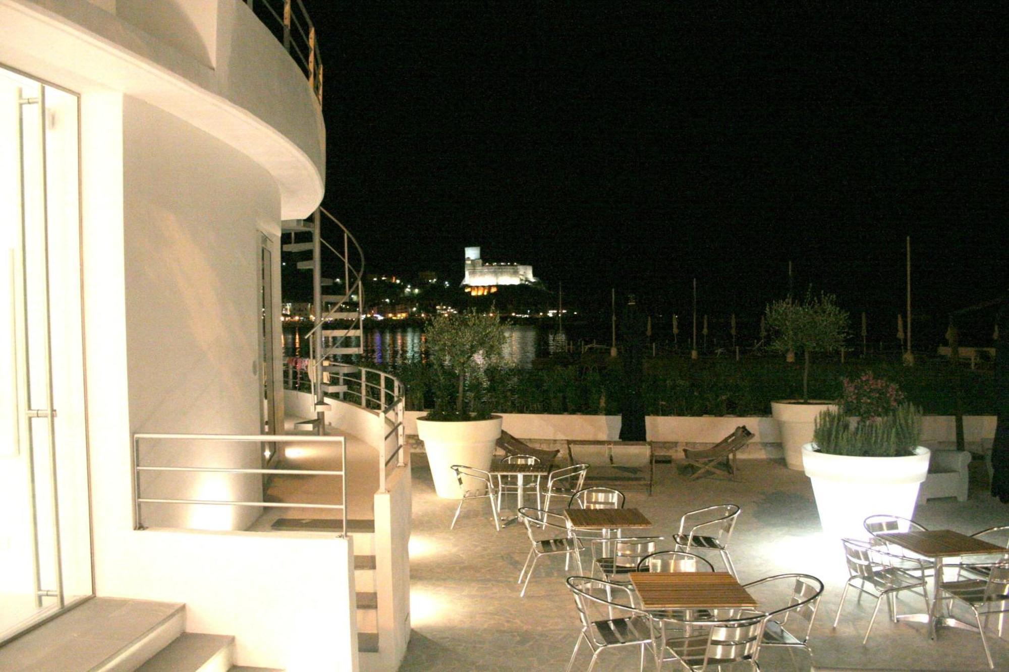 Piccolo Hotel Del Lido レーリチ エクステリア 写真